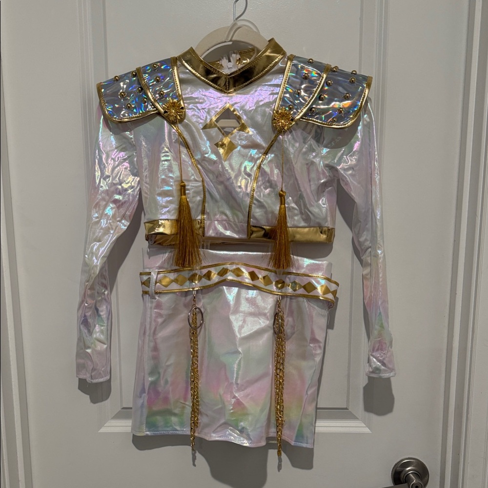 K-pop demon hunters Zoey golden costume